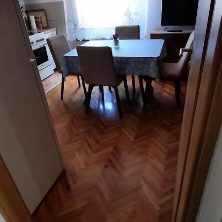 Appartement Apartman Paulina à Selce Extérieur photo