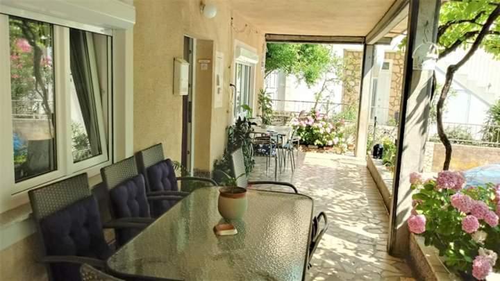 Appartement Apartman Paulina à Selce Extérieur photo
